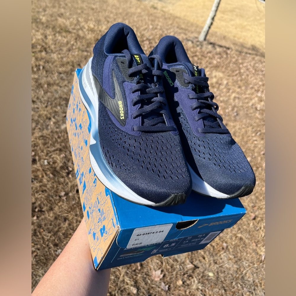 NWT Brooks Adrenaline GTS 24 Mens Navy Athletic Shoes Size 8.5
